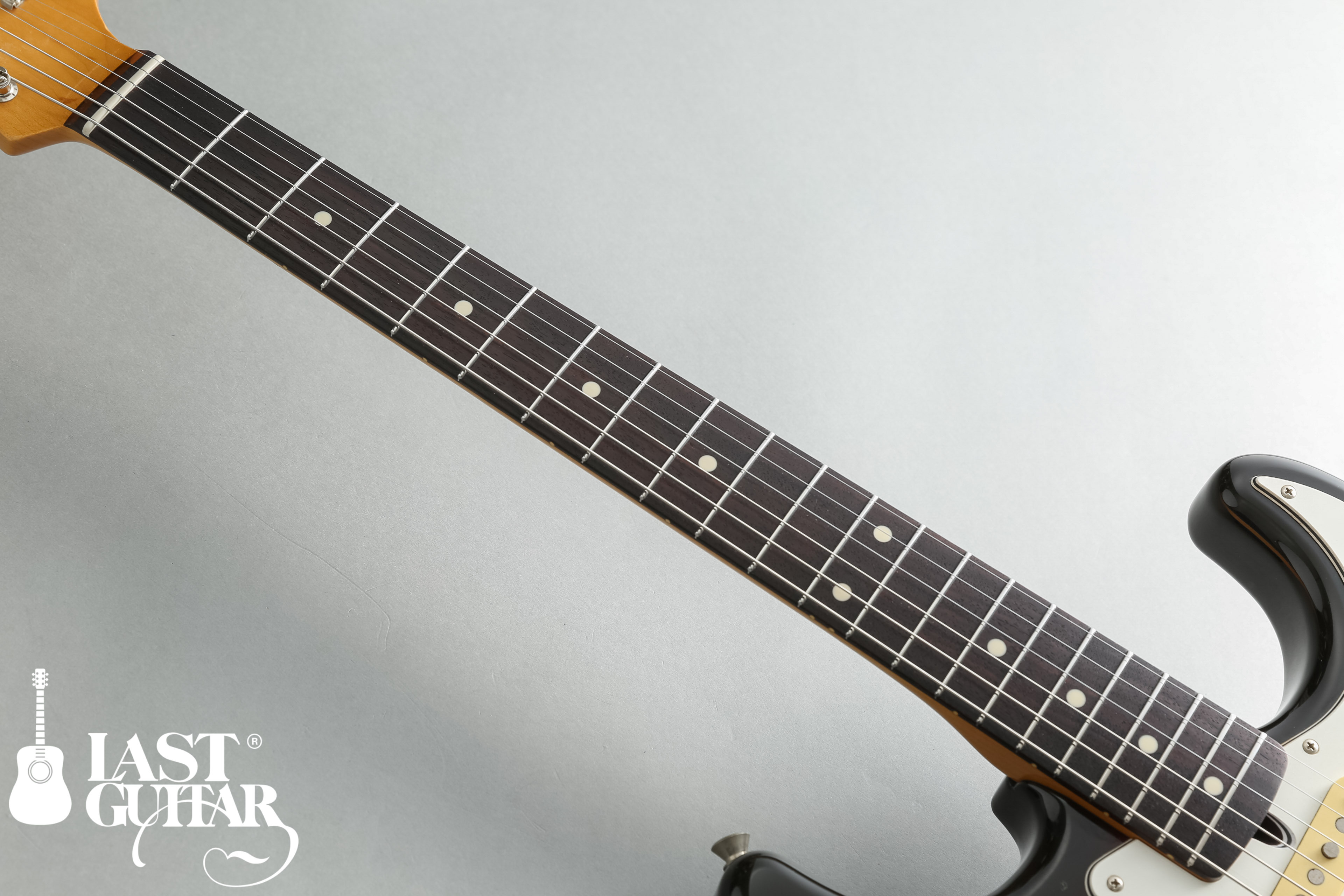 待望のリボーンシリーズ最新入荷！！Fender Japan ST62 Reborn Custom