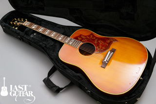 Gibson Humming Bird 1964 (11).jpg
