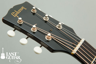 Gibson J-45 1954 (3).jpg