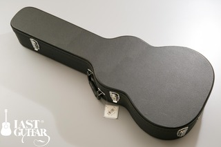 Urano Parlor Guitar (12).jpg