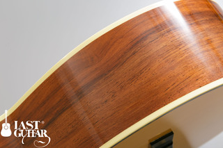 Urano Parlor Guitar (8).jpg