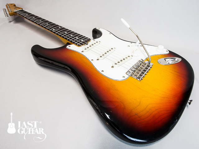 Rebornシリーズの第4弾 フェルナンデスのrst 80 59model です Last Guitarのブログ