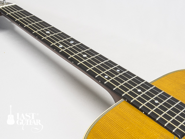 Martin D-28 1968年製 柾目ハカランダ入荷です。: LAST GUITARのブログ